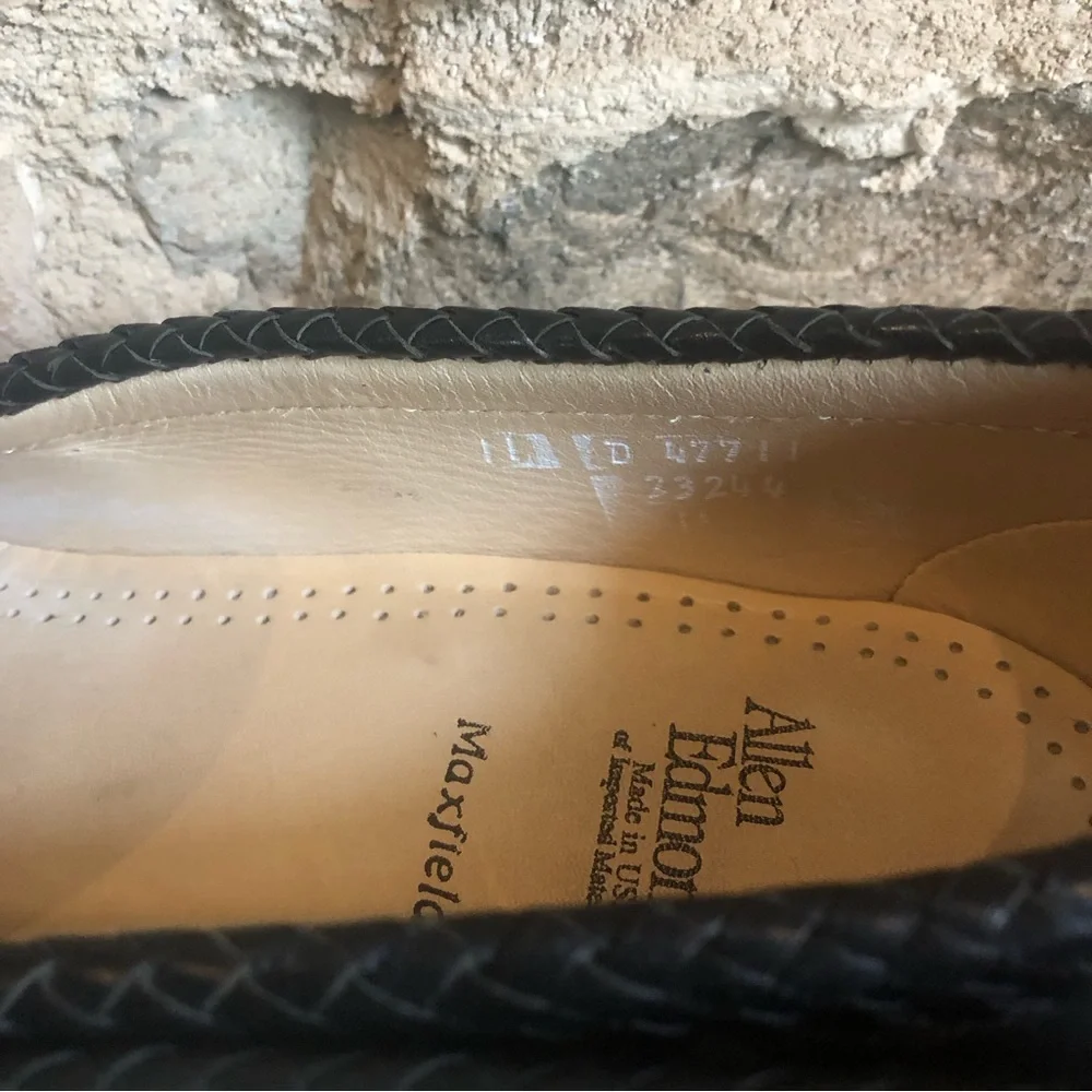 Allen Edmonds black loafers Maxfield size 11 made in the USA Price Firm